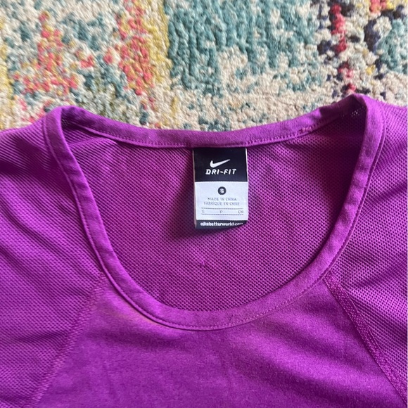 Nike Women's Size Small Purple Athletic Jersey Dri-Fit Top Stretch Logo - Picture 2 of 5